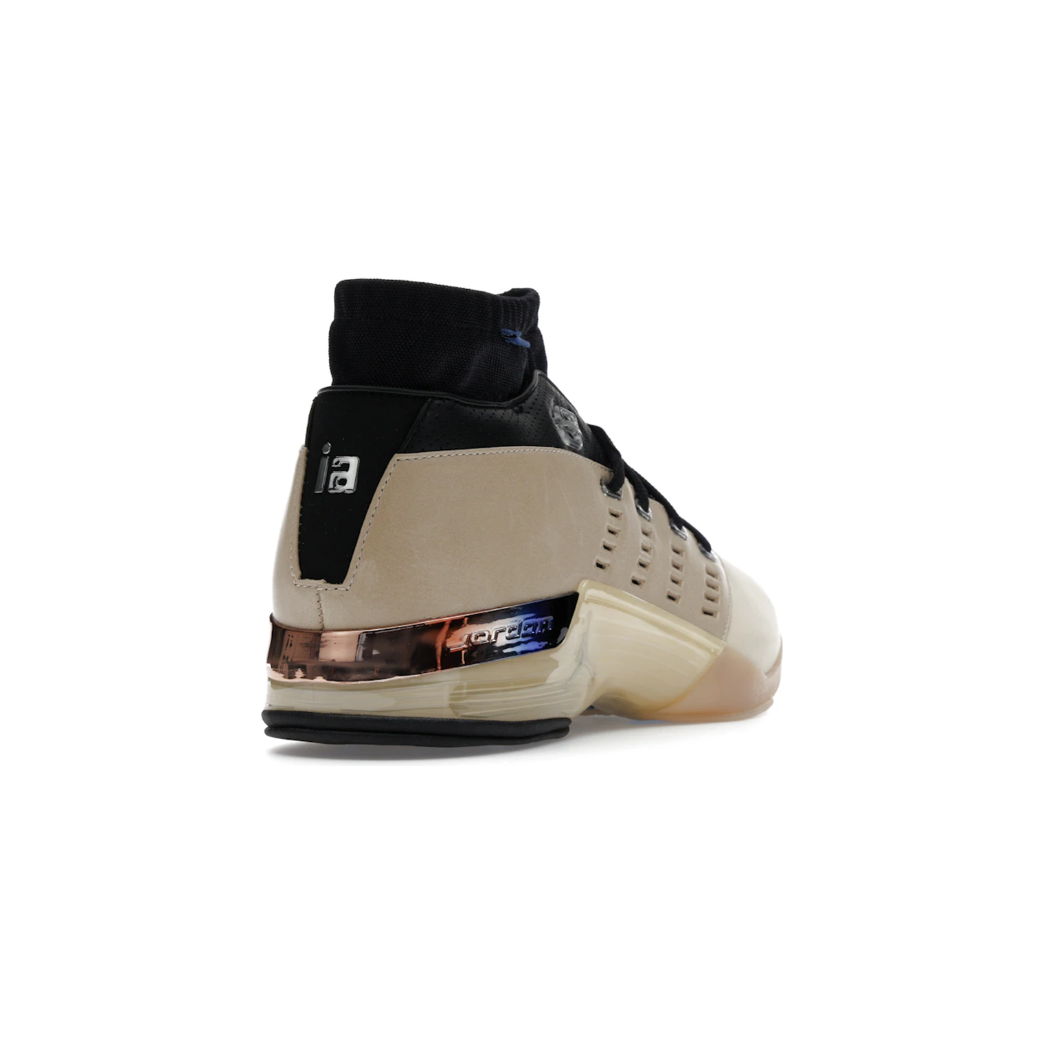 jordan_17_retro_low_sp_infinite_archives_2