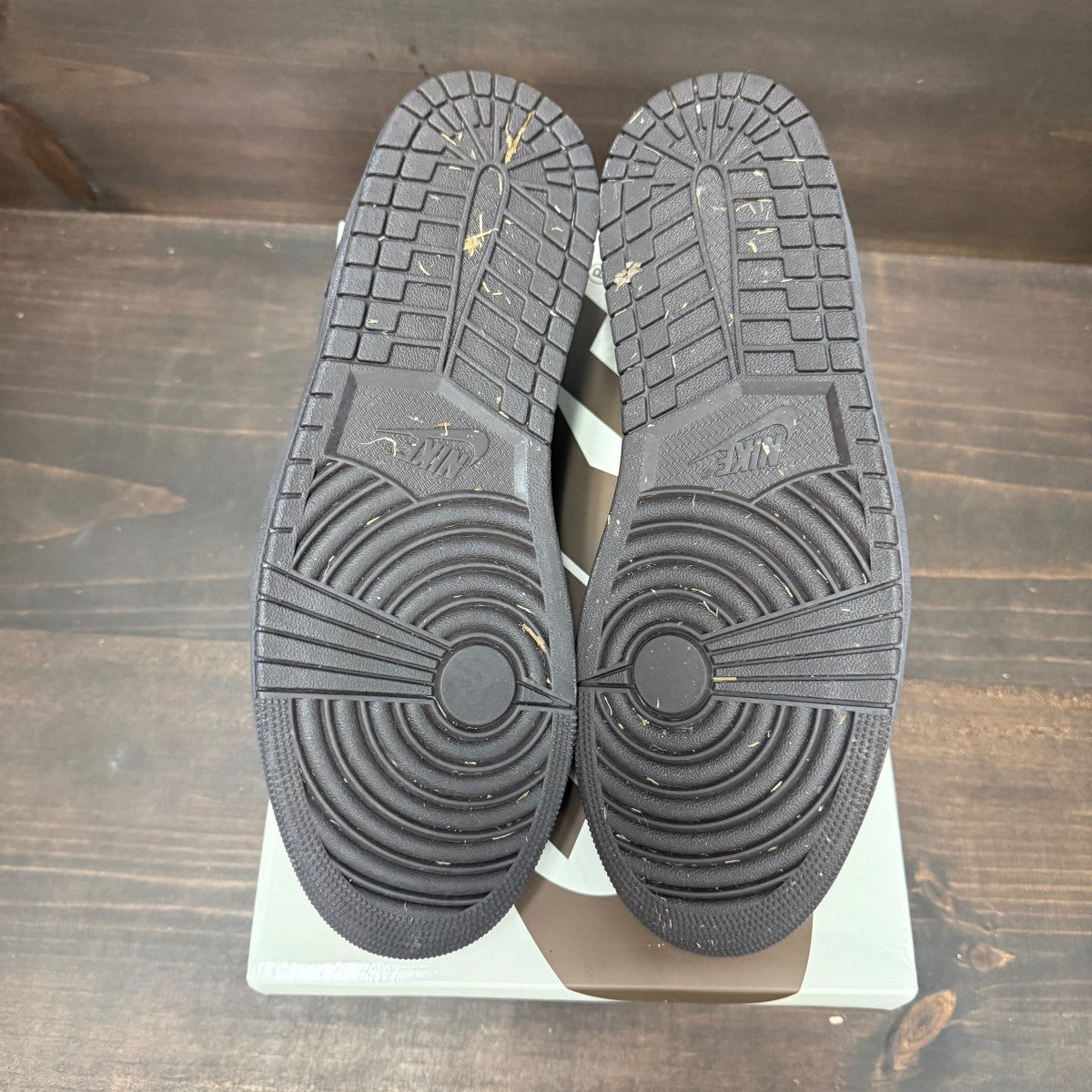 Jordan 1 Retro Low OG SP Travis Scott Velvet Brown - Image 6