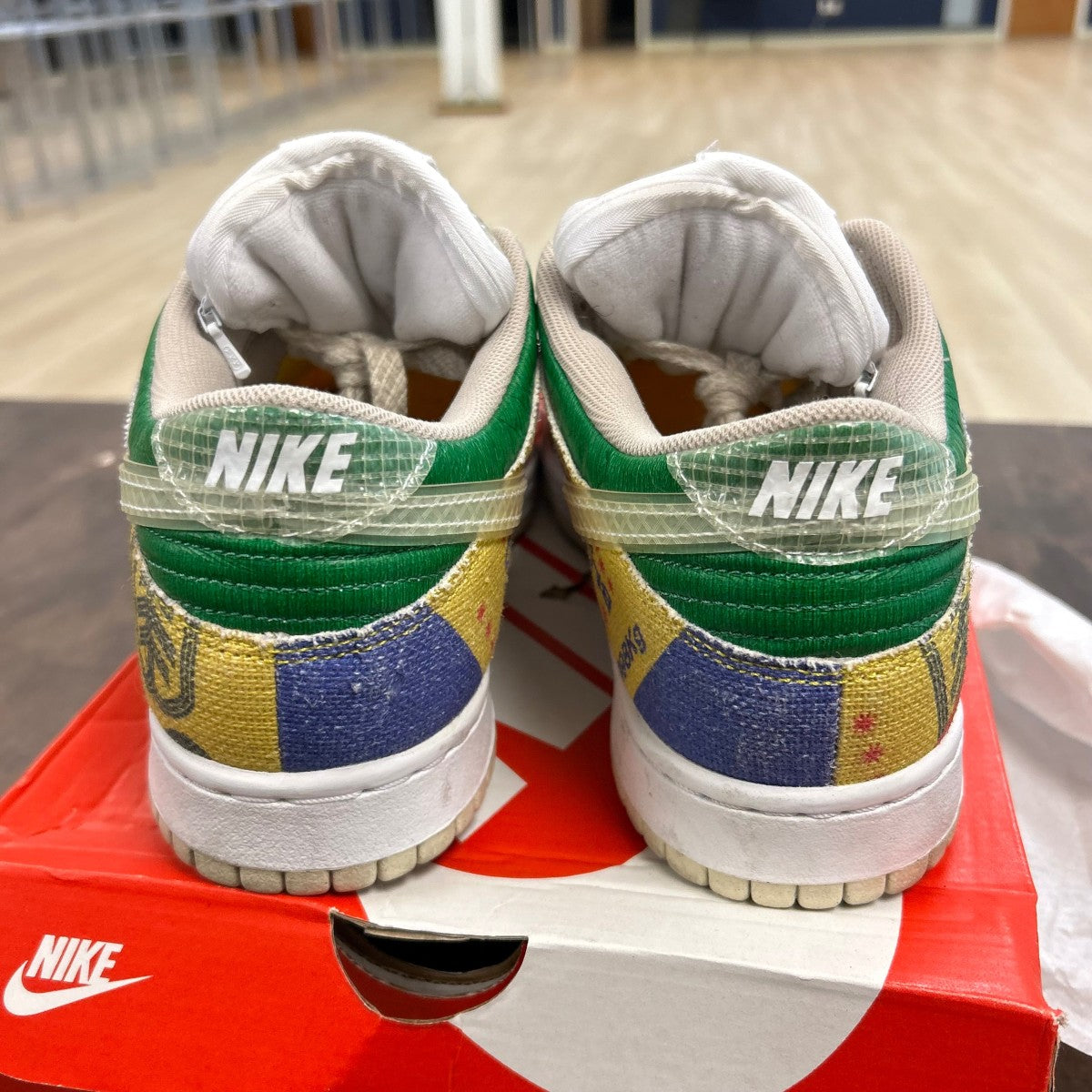 Nike Dunk Low SP City Market Size 9 (Moderately Worn Pre-Owned)