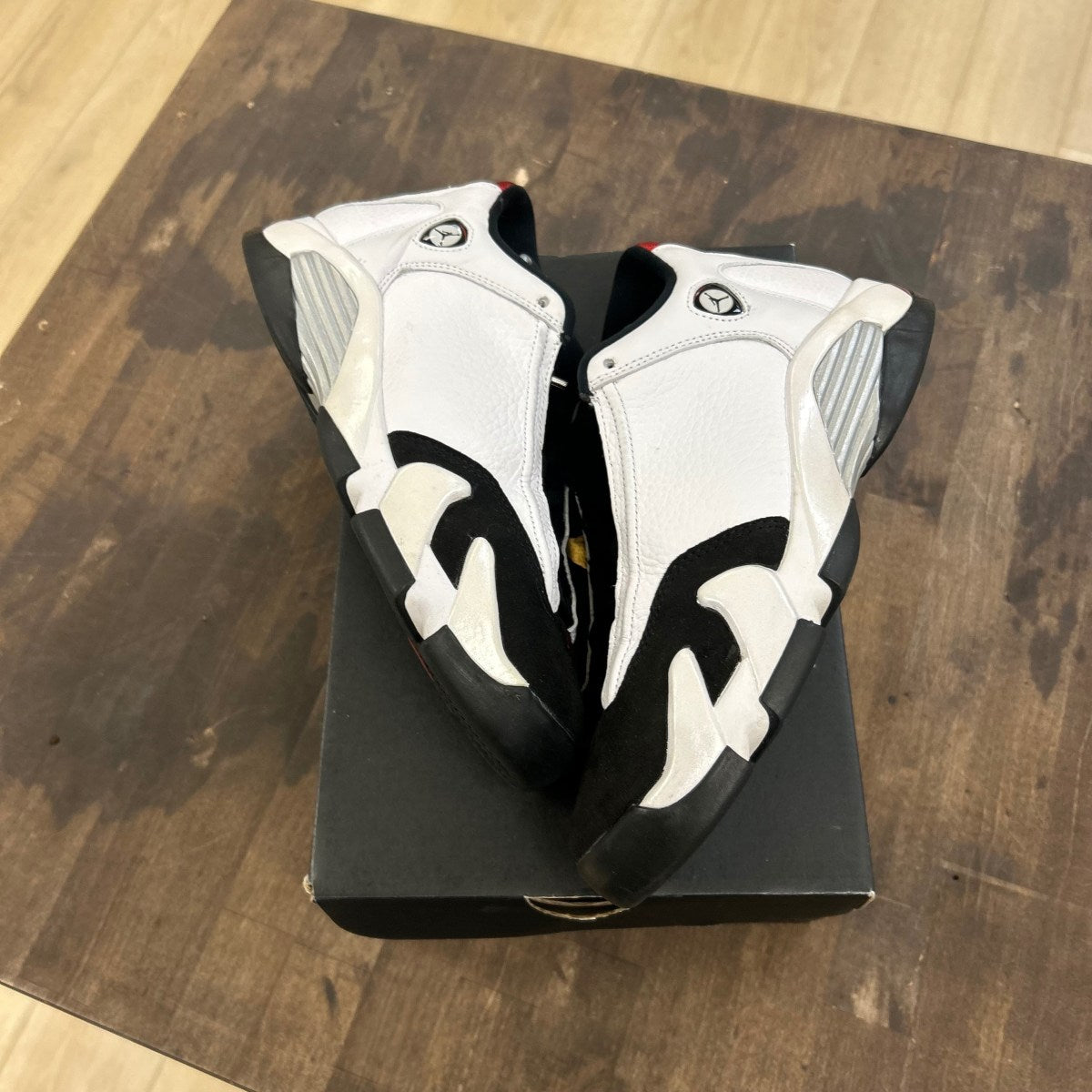 Jordan 14 Retro Black Toe (2024) (GS) - Image 1
