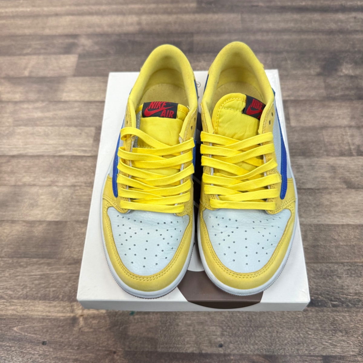 Jordan 1 Retro Low OG SP Travis Scott Canary (Women's) Size 6W (Pre-Owned) - Image 2