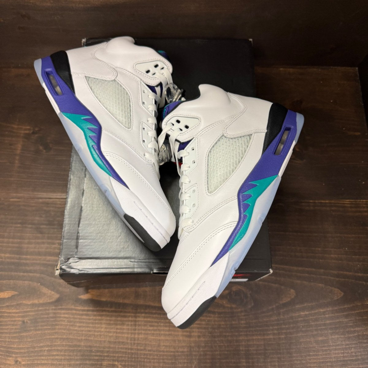 Jordan 5 Retro Grape (2025) - Image 2