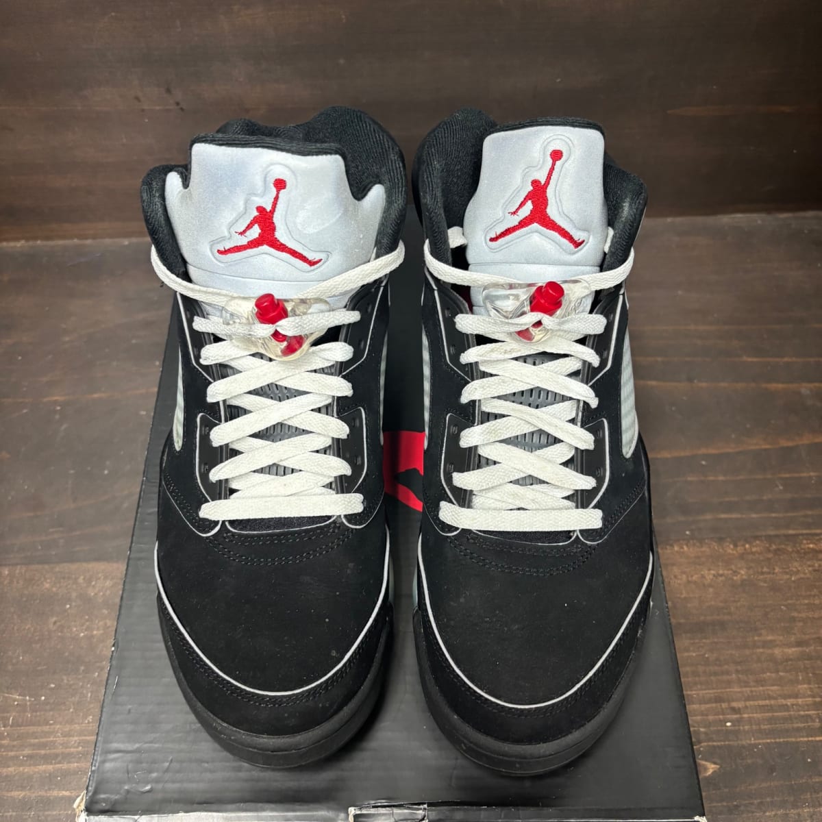 Jordan 5 Retro OG Black Metallic Reimagined Size 9 (Pre-Owned) - side