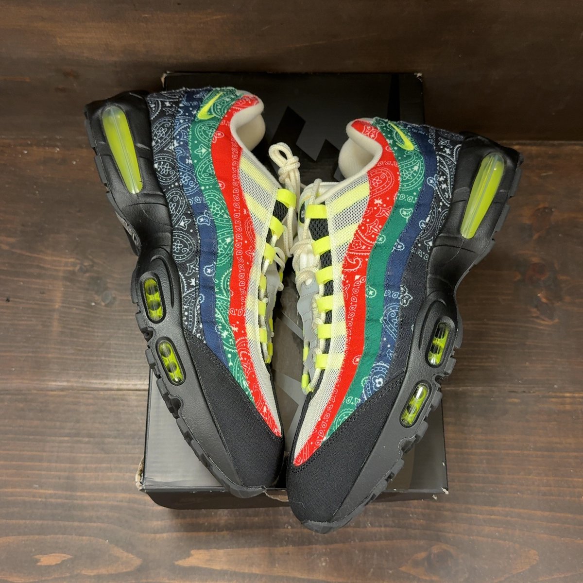 Nike Air Max 95 OG Big Bubble Neon Paisley Bandana Size 15 (Pre-Owned) - back