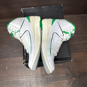 Jordan 2 Retro Lucky Green (GS) Size 7Y (Pre-Owned) - side