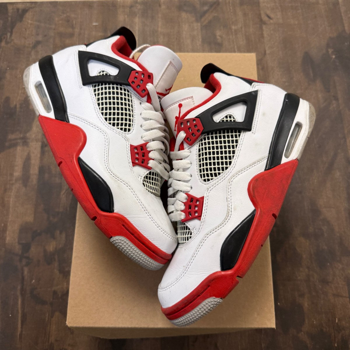 Jordan 4 Retro Fire Red (2020) Size 8 (Pre-Owned) - Image 1