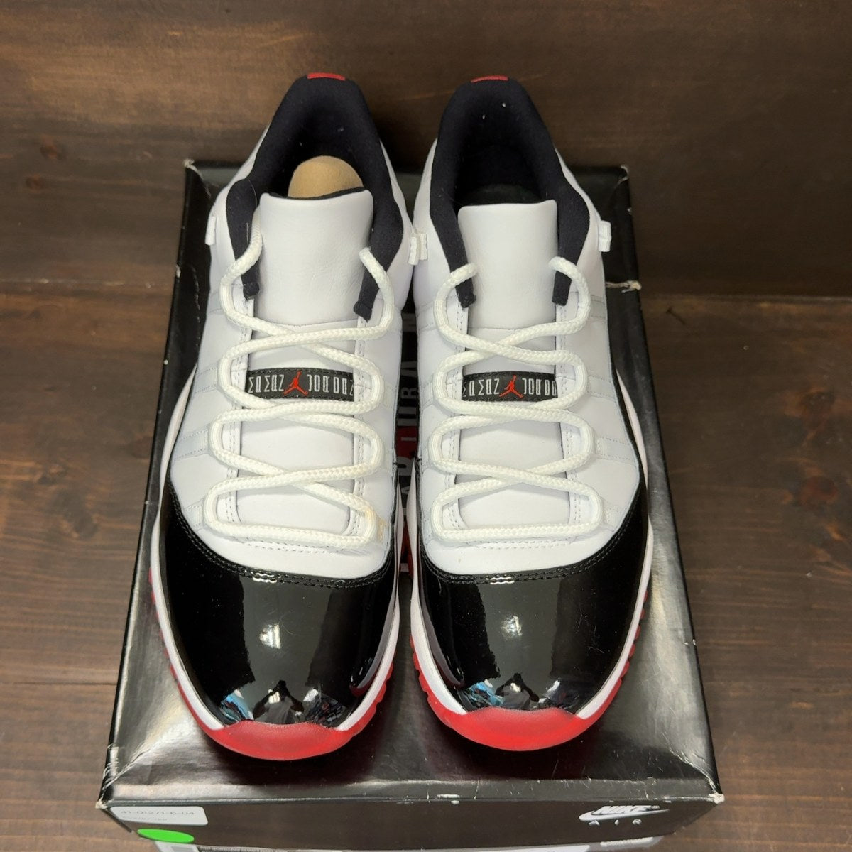 Jordan 11 Retro Low Concord Bred - Image 3