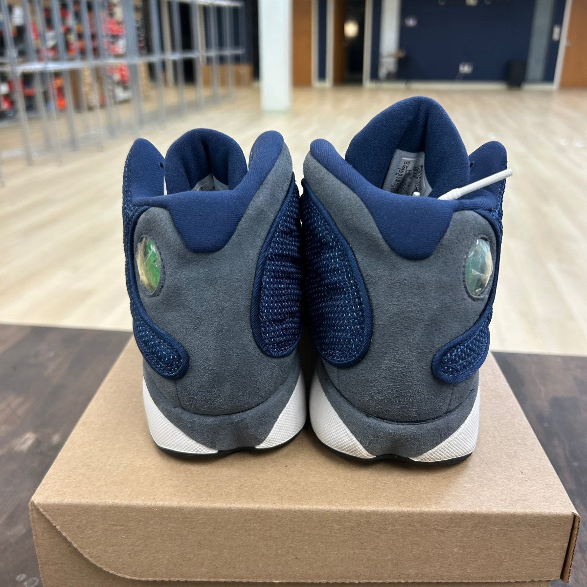 Jordan 13 Retro Flint (2020) (GS) Size 6Y (Pre-Owned) - Image 4