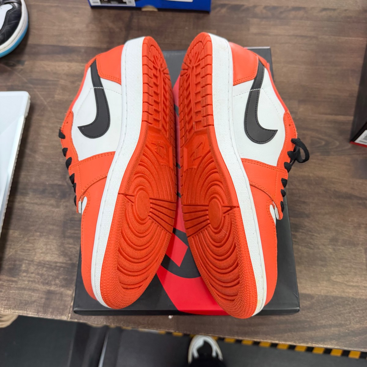 Jordan 1 Low Starfish - Image 5