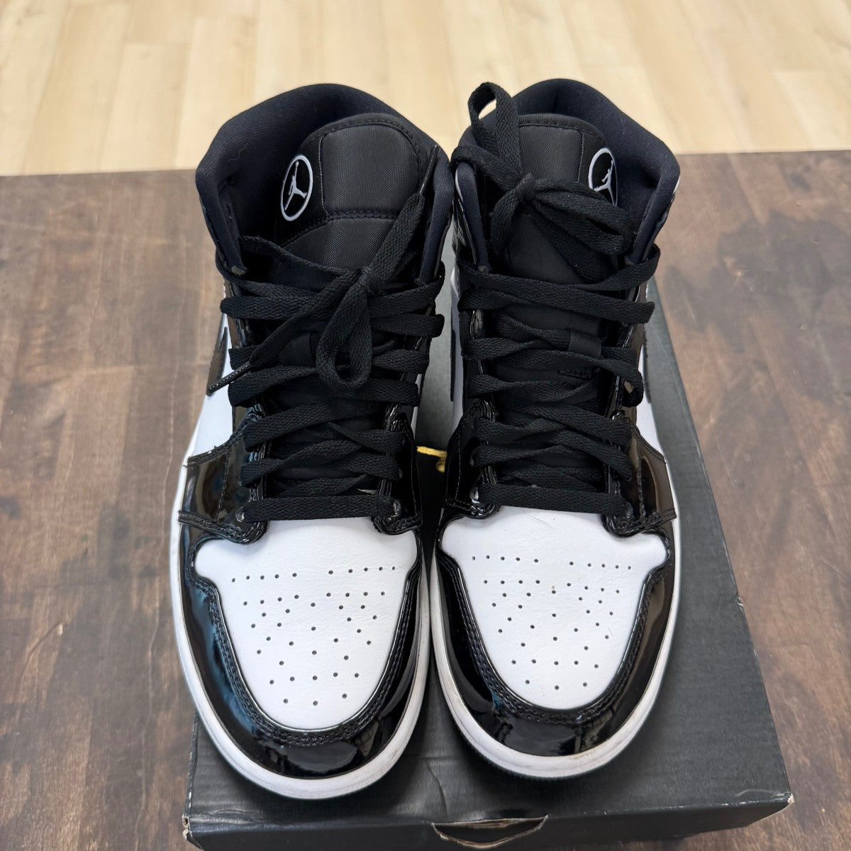 Jordan 1 Mid Carbon Fiber - Image 2