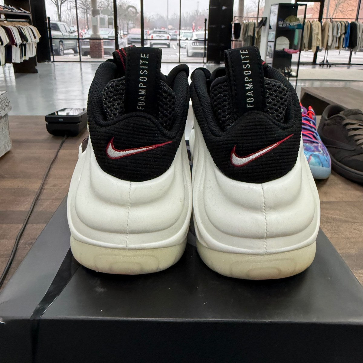 Nike Air Foamposite Pro Pearl (2025) Size 10.5 (Pre-Owned) - Image 9