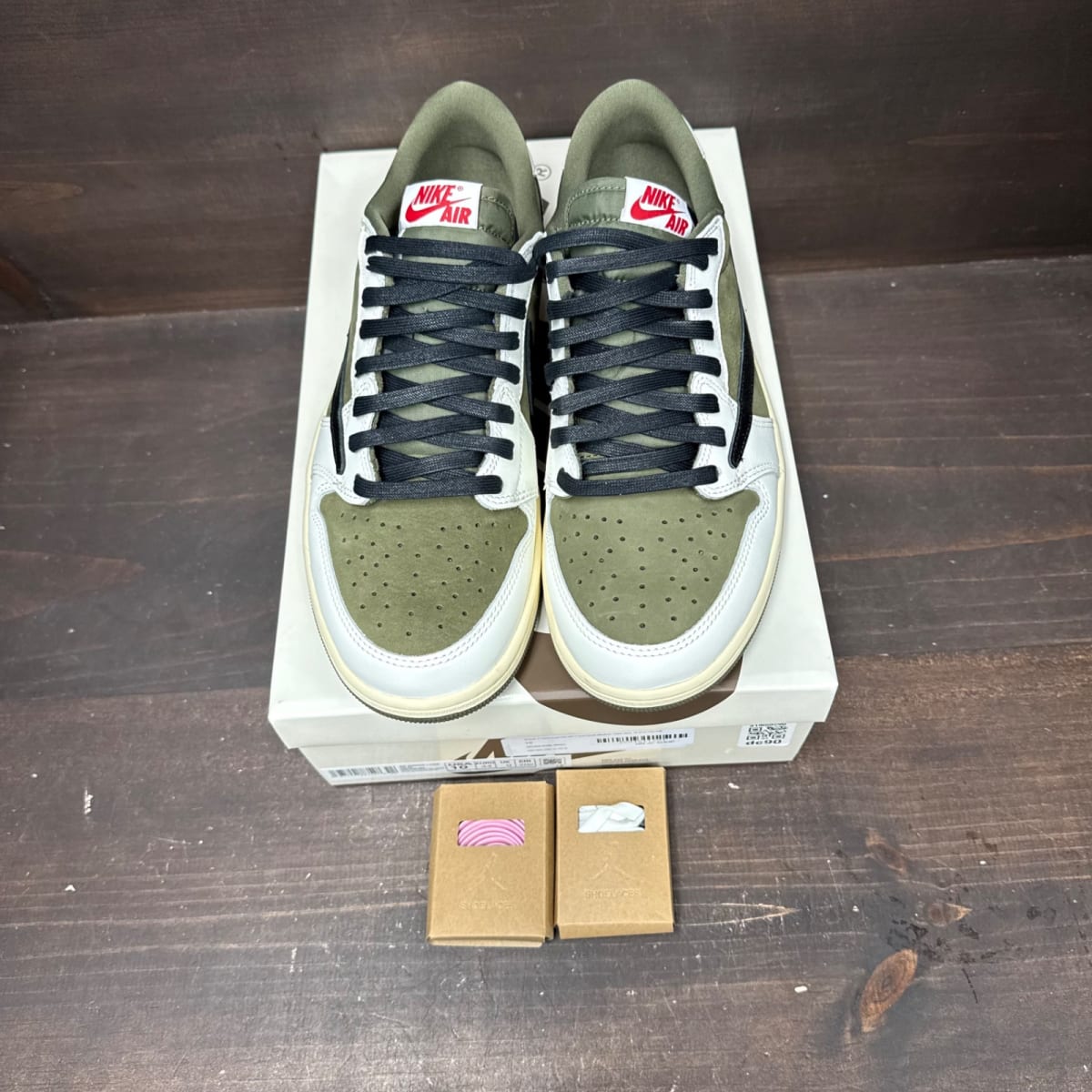 Jordan 1 Retro Low OG SP Travis Scott Medium Olive Size 10 (Pre-Owned) - back