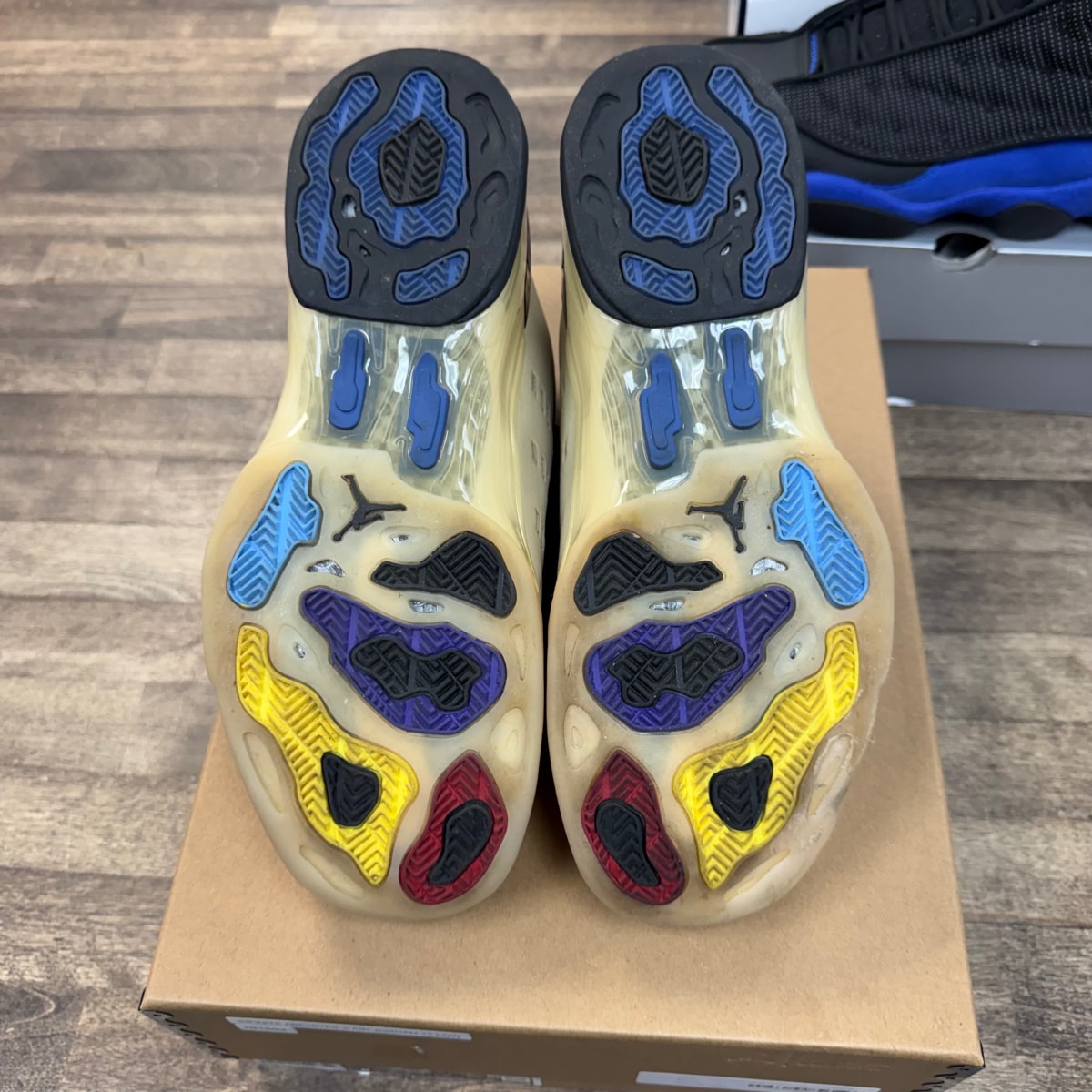 Jordan 17 Retro Low SP Infinite Archives - Image 5