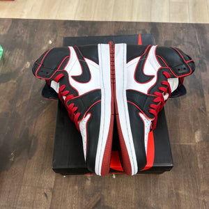 Jordan 1 Retro High Bloodline - Image 3