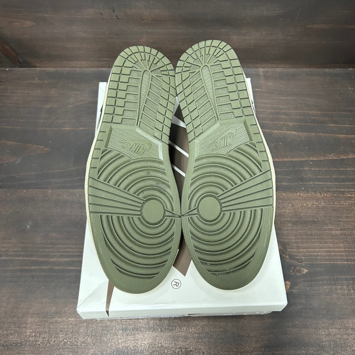 Jordan 1 Retro Low OG SP Travis Scott Medium Olive - Image 6