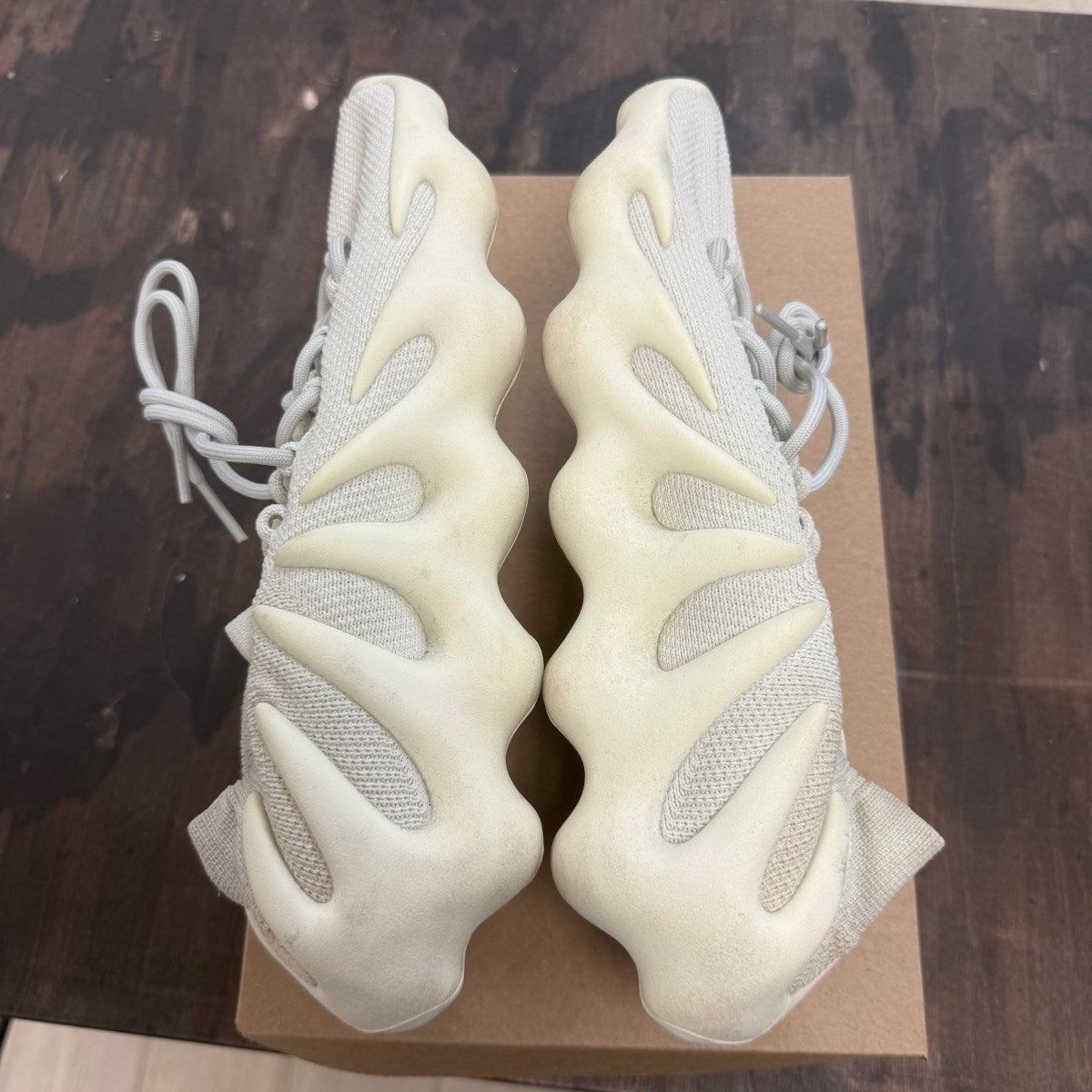 adidas Yeezy 450 Cloud White Size 11 (Pre-Owned) - Image 4