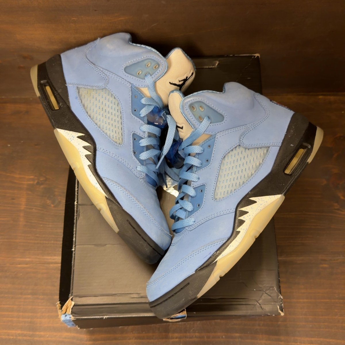 Jordan 5 Retro UNC University Blue - Image 2
