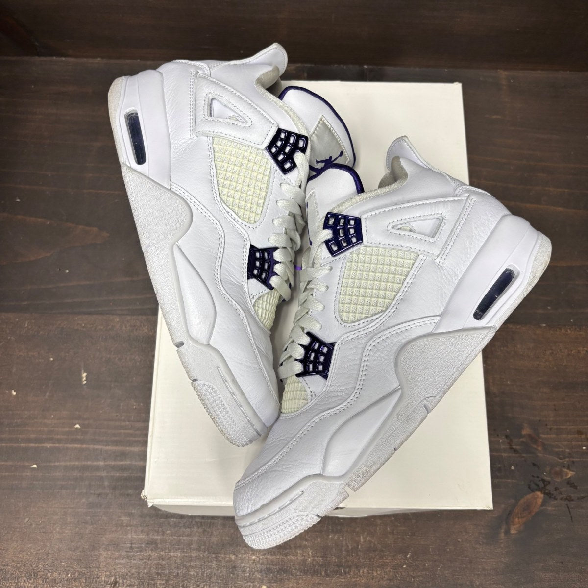 Jordan 4 Retro Metallic Purple Size 8 (Pre-Owned) - back