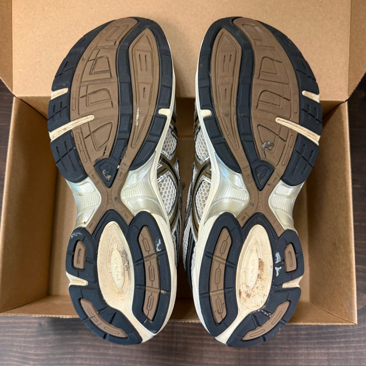 ASICS Gel-1130 White Clay Canyon Size 9.5 (Pre-Owned) - Image 7