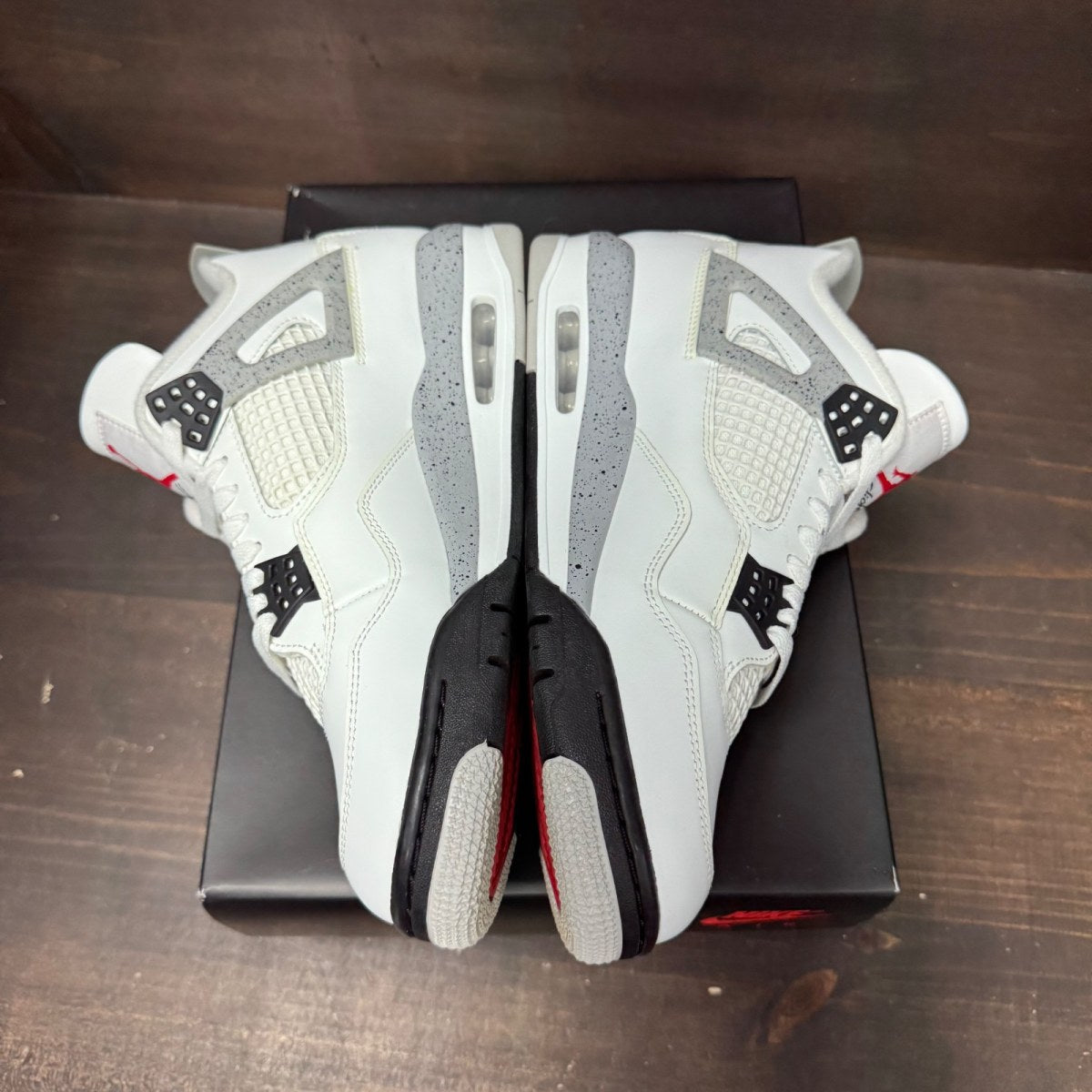 Jordan 4 Retro White Cement (2025) Size 10 (Pre-Owned) - tag