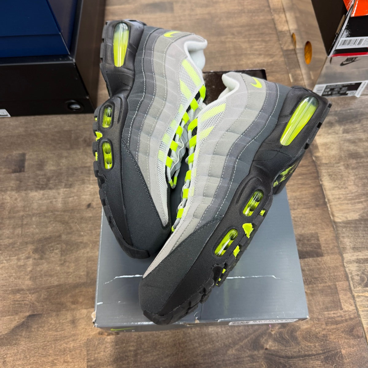 Nike Air Max 95 OG Big Bubble Neon (2025/2026) Size 13 (Pre-Owned) - Image 1