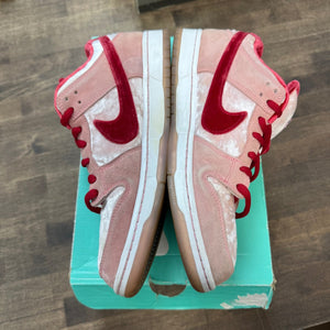 Nike SB Dunk Low StrangeLove Skateboards - Image 3