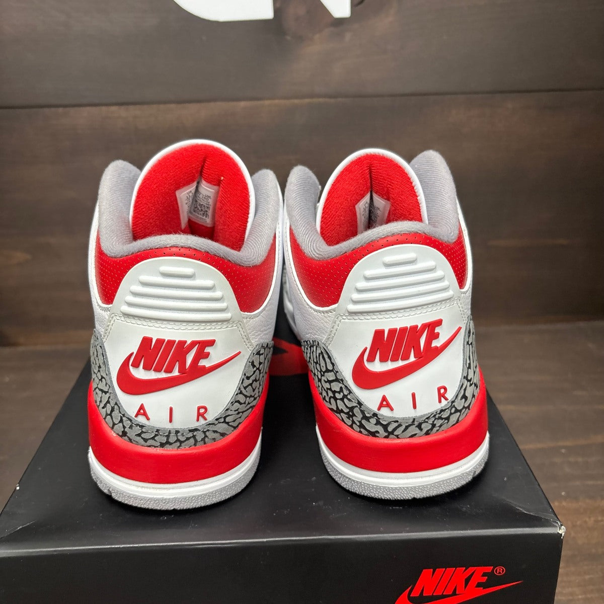 Jordan 3 Retro Fire Red (2022) - Image 6