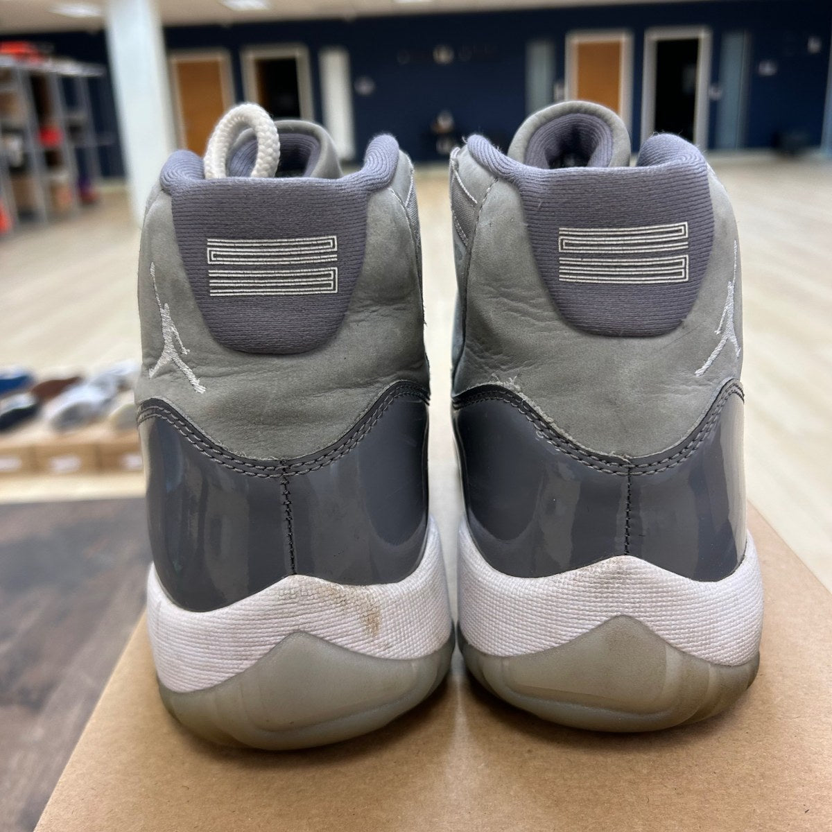 Jordan 11 Retro Cool Grey (2021) Size 8.5 (Pre-Owned) - Image 4
