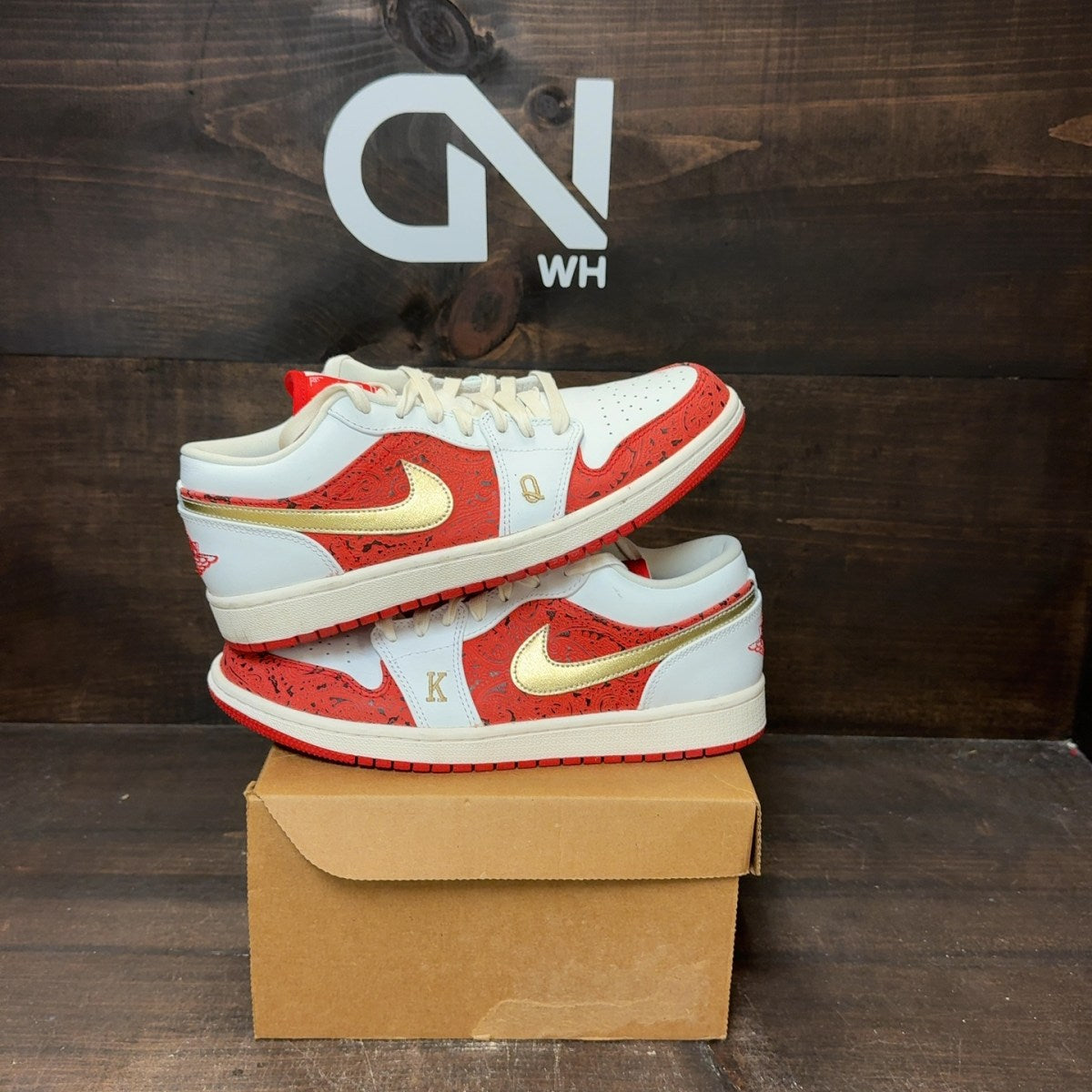 Jordan 1 Low Spades Size 8 (Pre-Owned) - Image 1