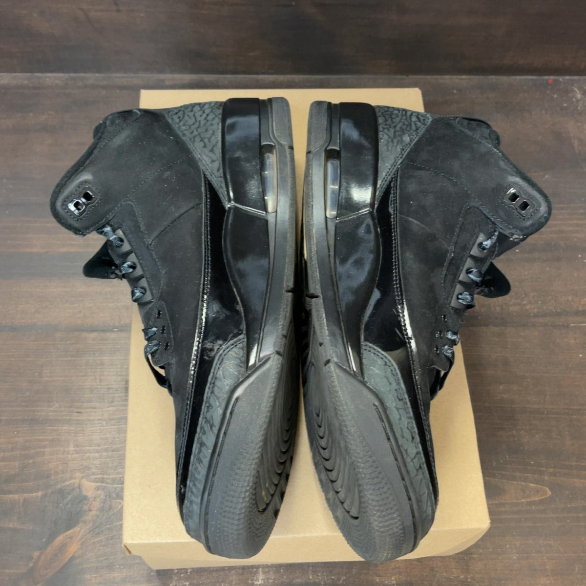 Jordan 3 Retro Black Cat (2025) Size 12.5 (Pre-Owned) - Image 4