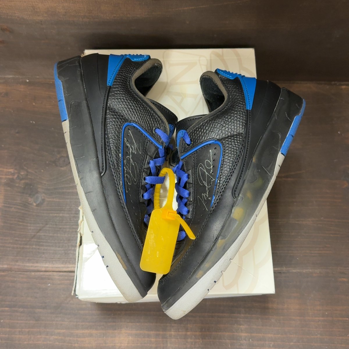 Jordan 2 Retro Low SP Off-White Black Blue Size 6 (Pre-Owned) - back