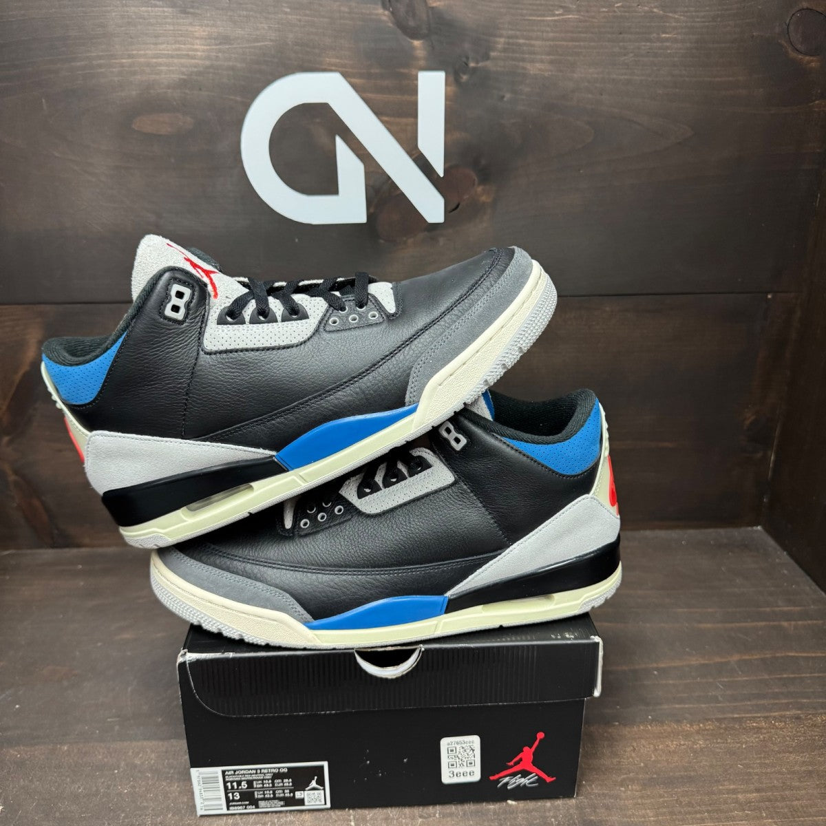 Jordan 3 Retro OG Rare Air - Image 1