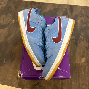 Nike SB Dunk Low Philadelphia Phillies - Image 1