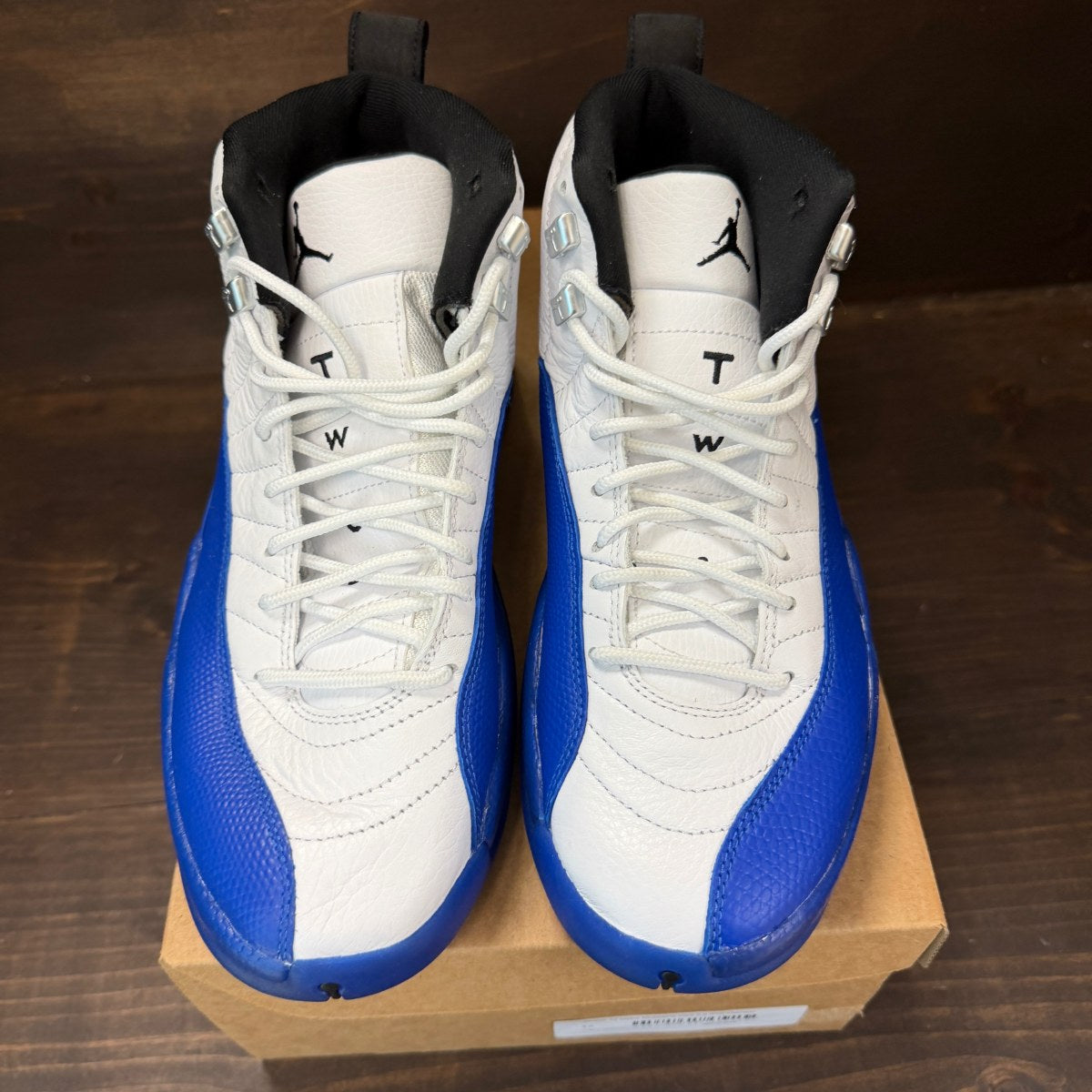 Jordan 12 Retro Blueberry Size 8.5 (Pre-Owned) - Image 3