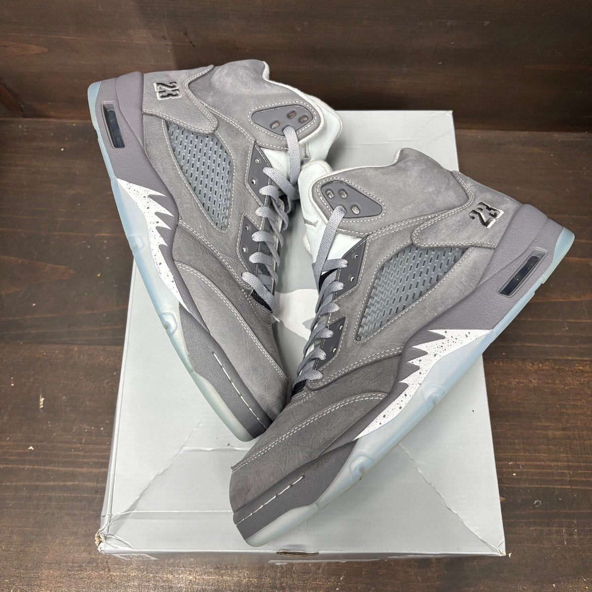 Jordan 5 Retro Wolf Grey (2026) Size 12.5 (Pre-Owned) - back