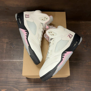 Jordan 5 Retro Medium Soft Pink Size 7.5 (Pre-Owned) - back