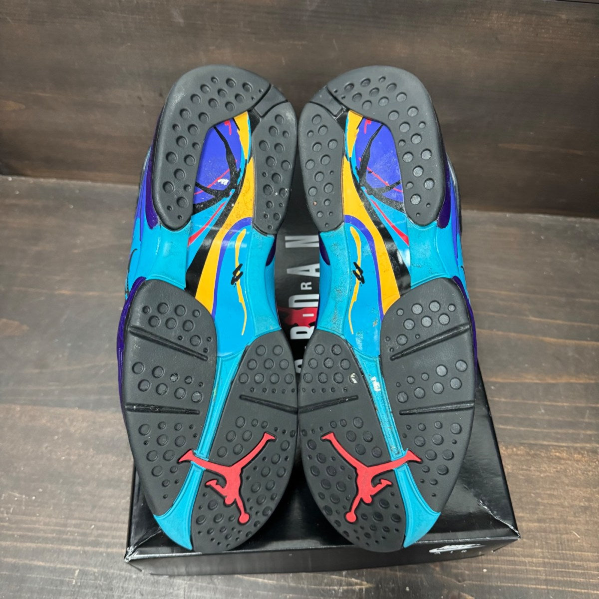 Jordan 8 Retro Aqua (2025) Size 10 (Pre-Owned) - box