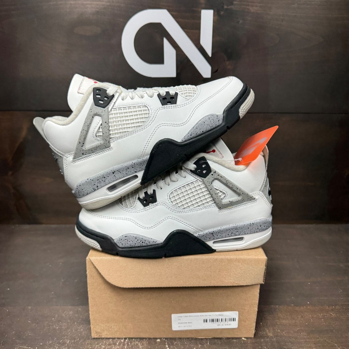 Jordan 4 Retro White Cement (2025) (GS) Size 7Y (Pre-Owned) - front