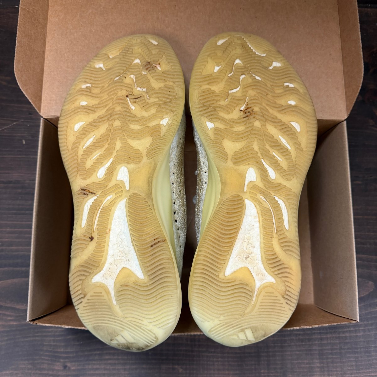 adidas Yeezy Boost 380 Calcite Glow Size 13 (Pre-Owned) - Image 6