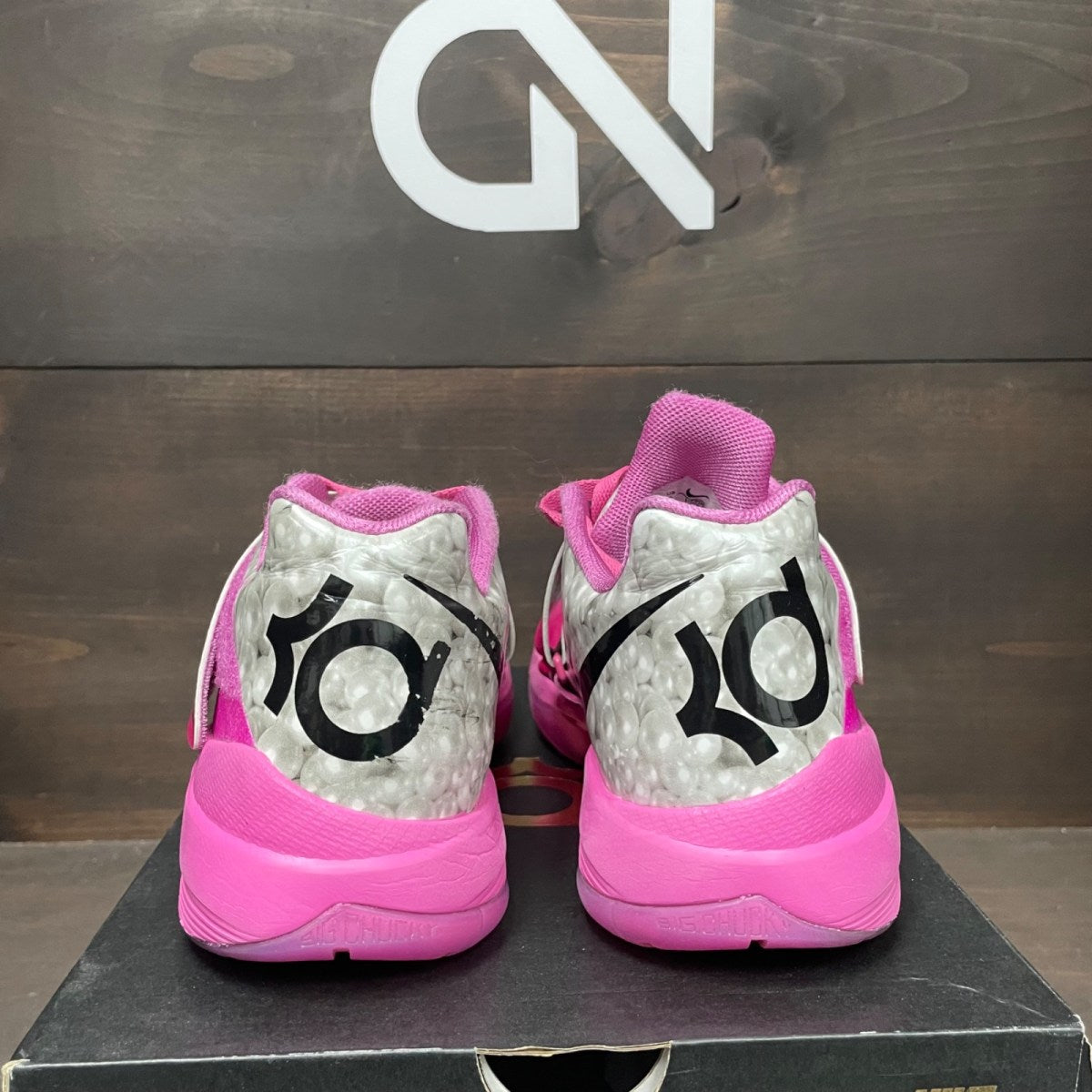 Nike KD 4 Aunt Pearl (2024) Size 9 (Pre-Owned) - side