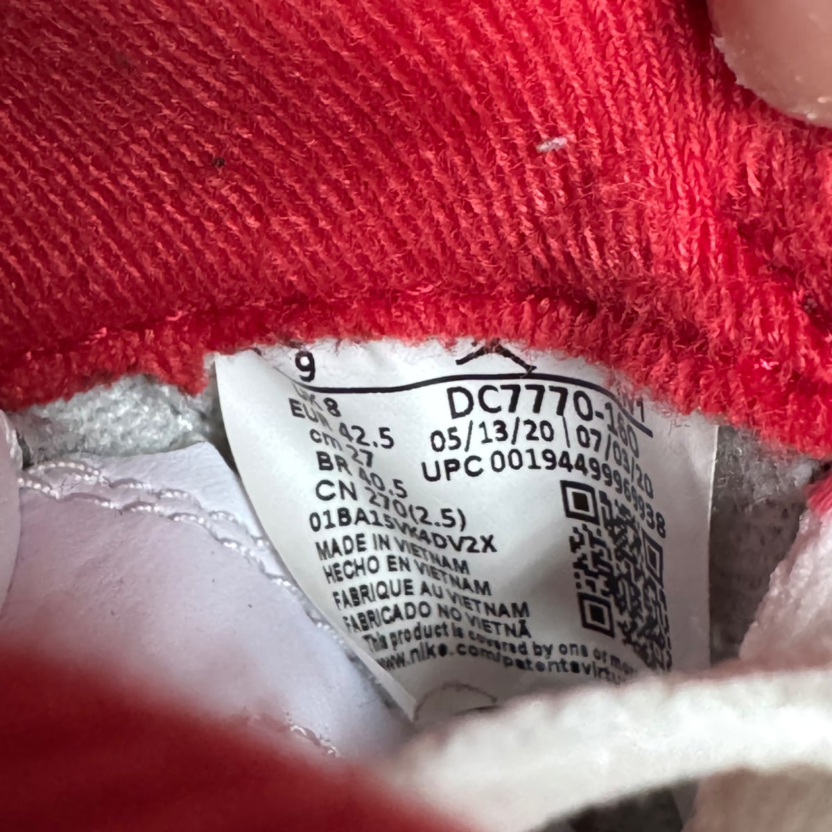 Jordan 4 Retro Fire Red (2020) Size 9 (Pre-Owned) - aux