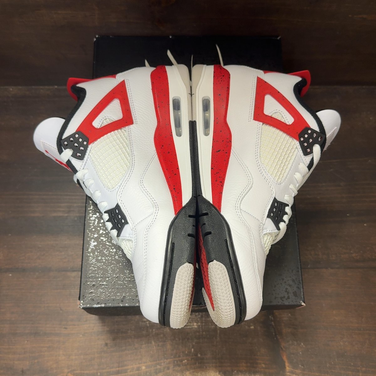 Jordan 4 Retro Red Cement Size 8.5 (Pre-Owned) - aux