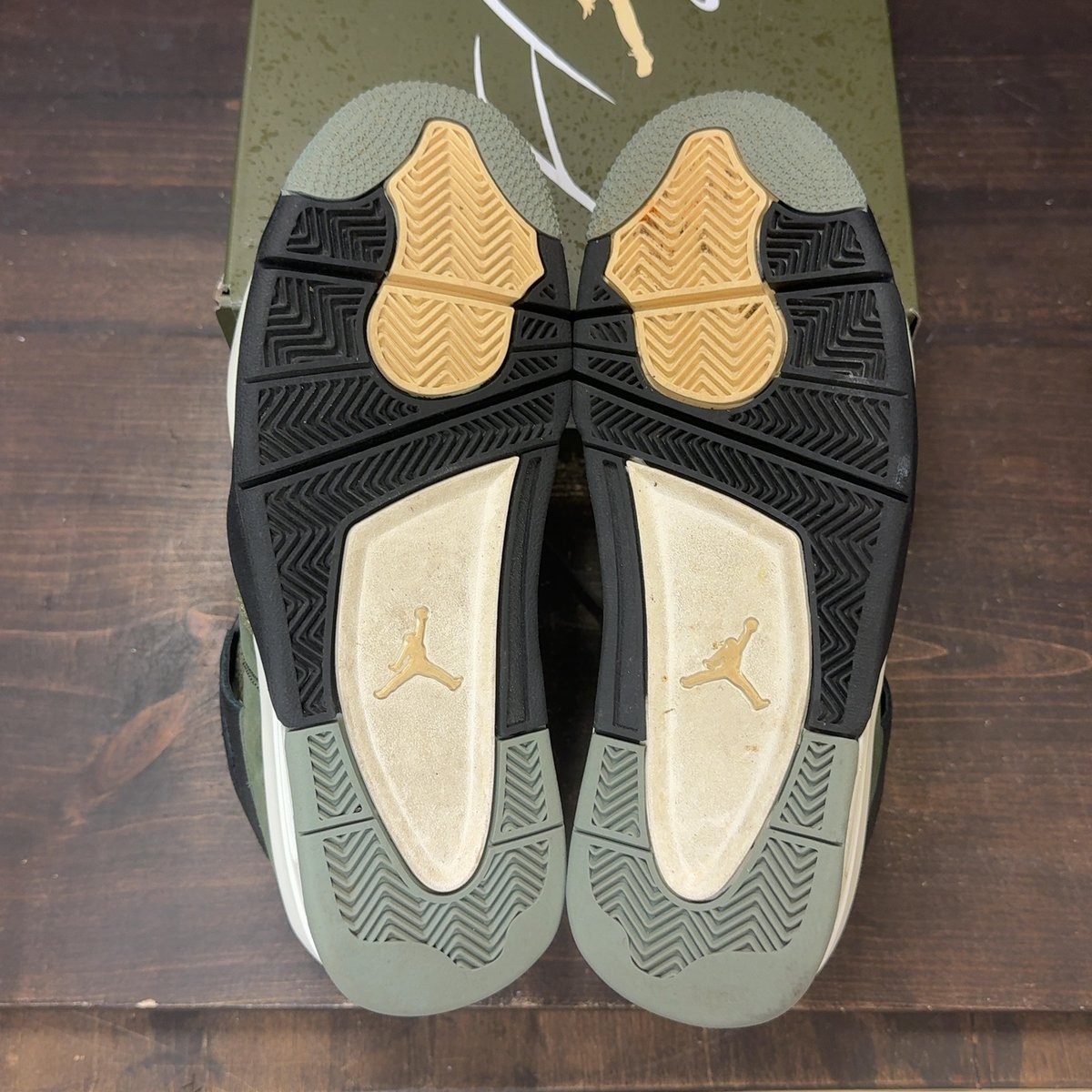 Jordan 4 Retro SE Craft Medium Olive Size 8.5 (Pre-Owned) - aux