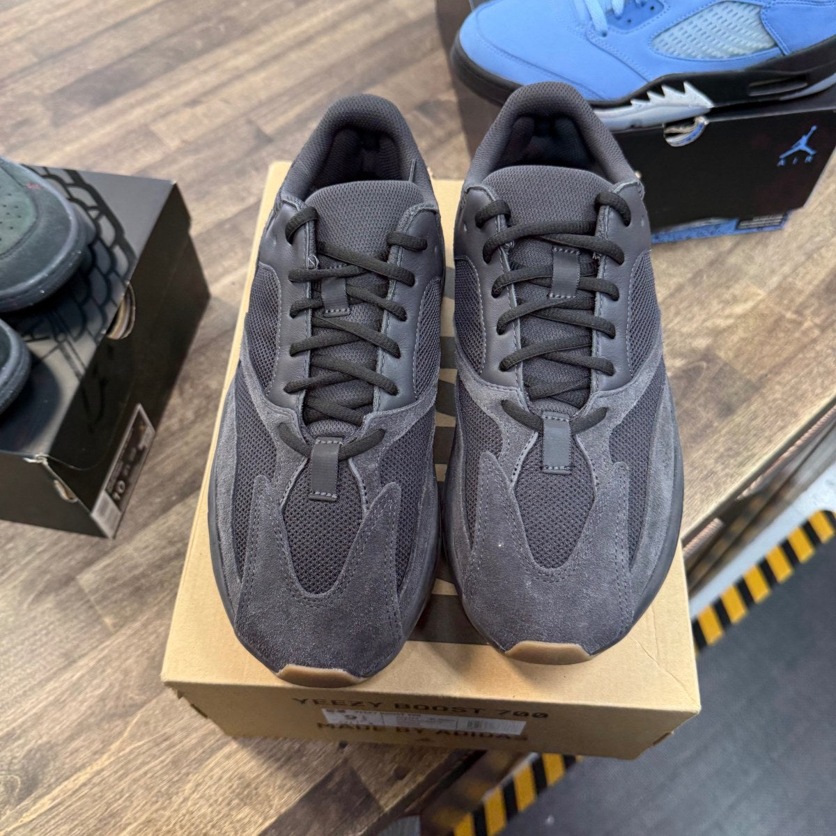 adidas Yeezy Boost 700 Utility Black Size 9.5 (Lightly Worn Pre-Owned)