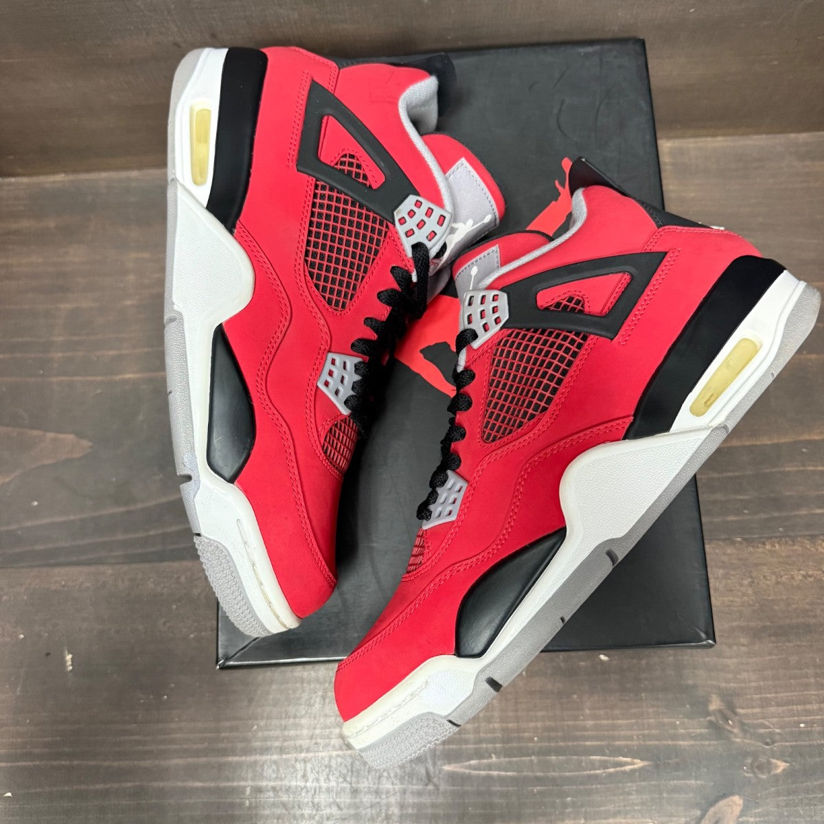 Jordan 4 Retro Toro Bravo - Image 4