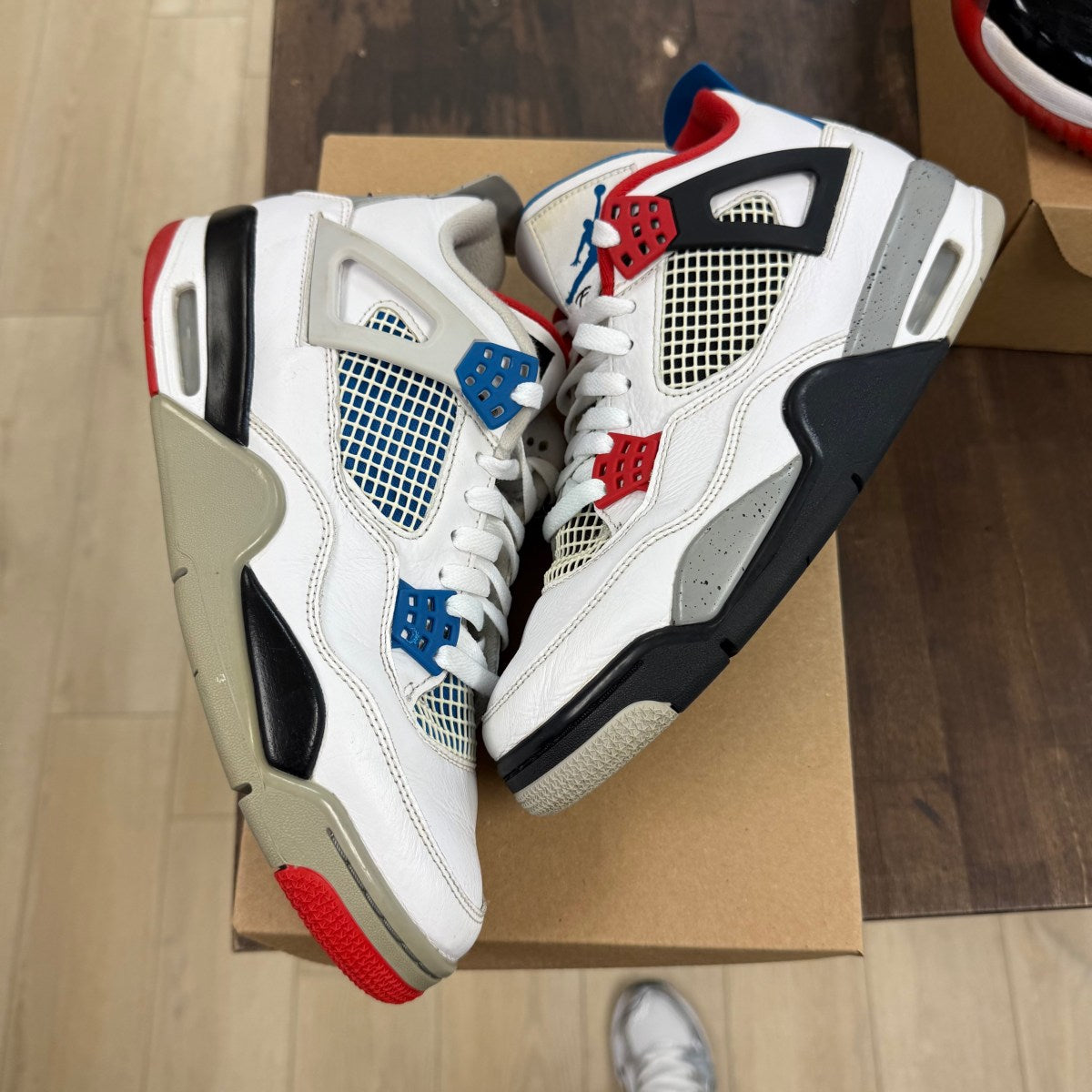 Jordan 4 Retro What The Size 10 (Pre-Owned) - Image 1