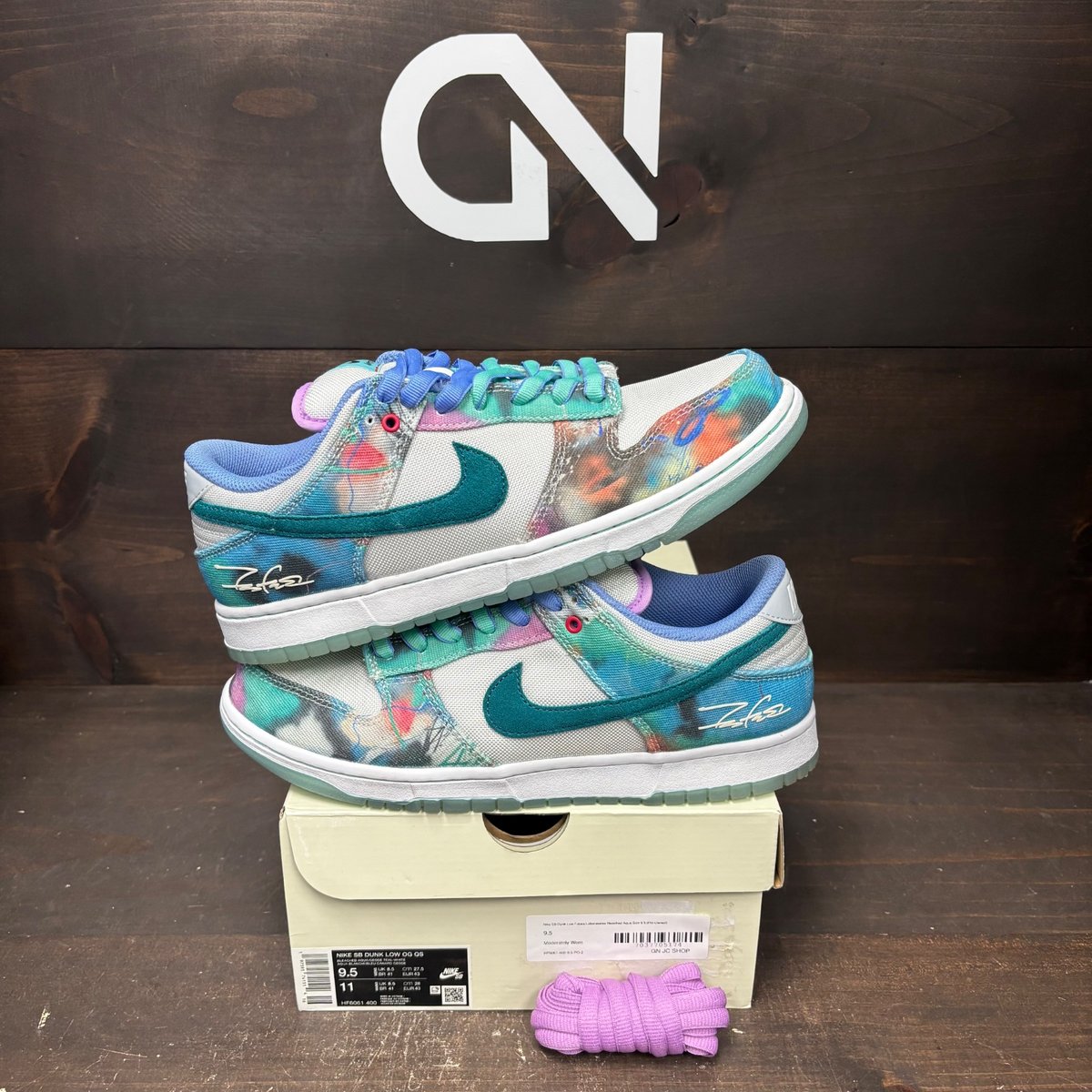 Nike SB Dunk Low Futura Laboratories Bleached Aqua Size 9.5 (Pre-Owned) - front
