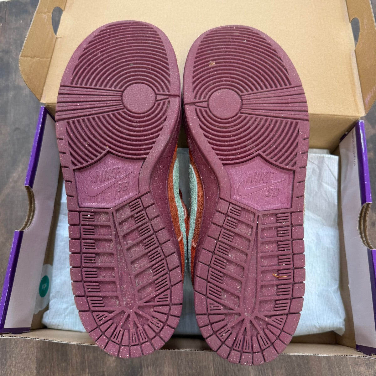 Nike SB Dunk Low Mystic Red Rosewood - Image 6