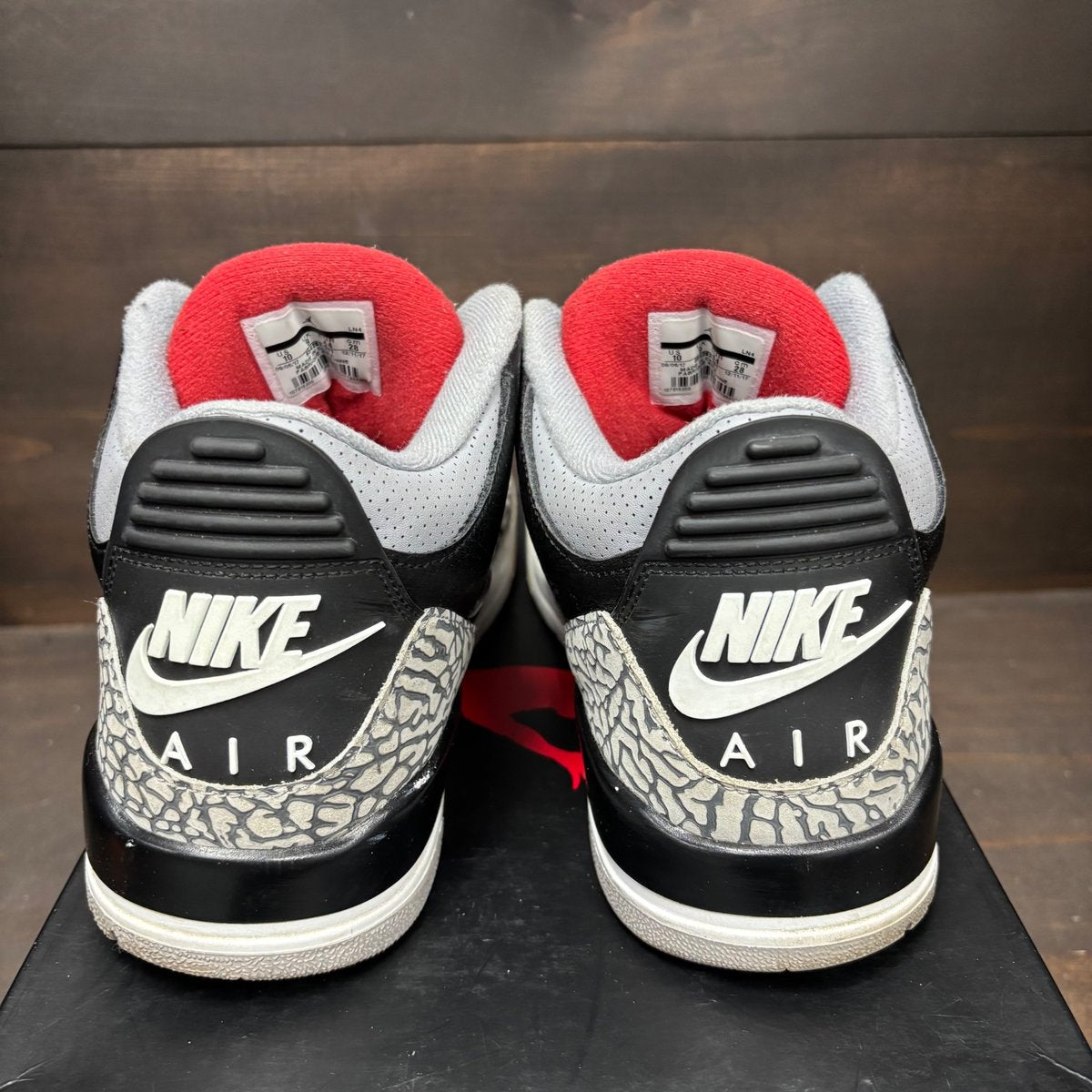 Jordan 3 Retro Black Cement (2018) Size 10 (Pre-Owned) - sole