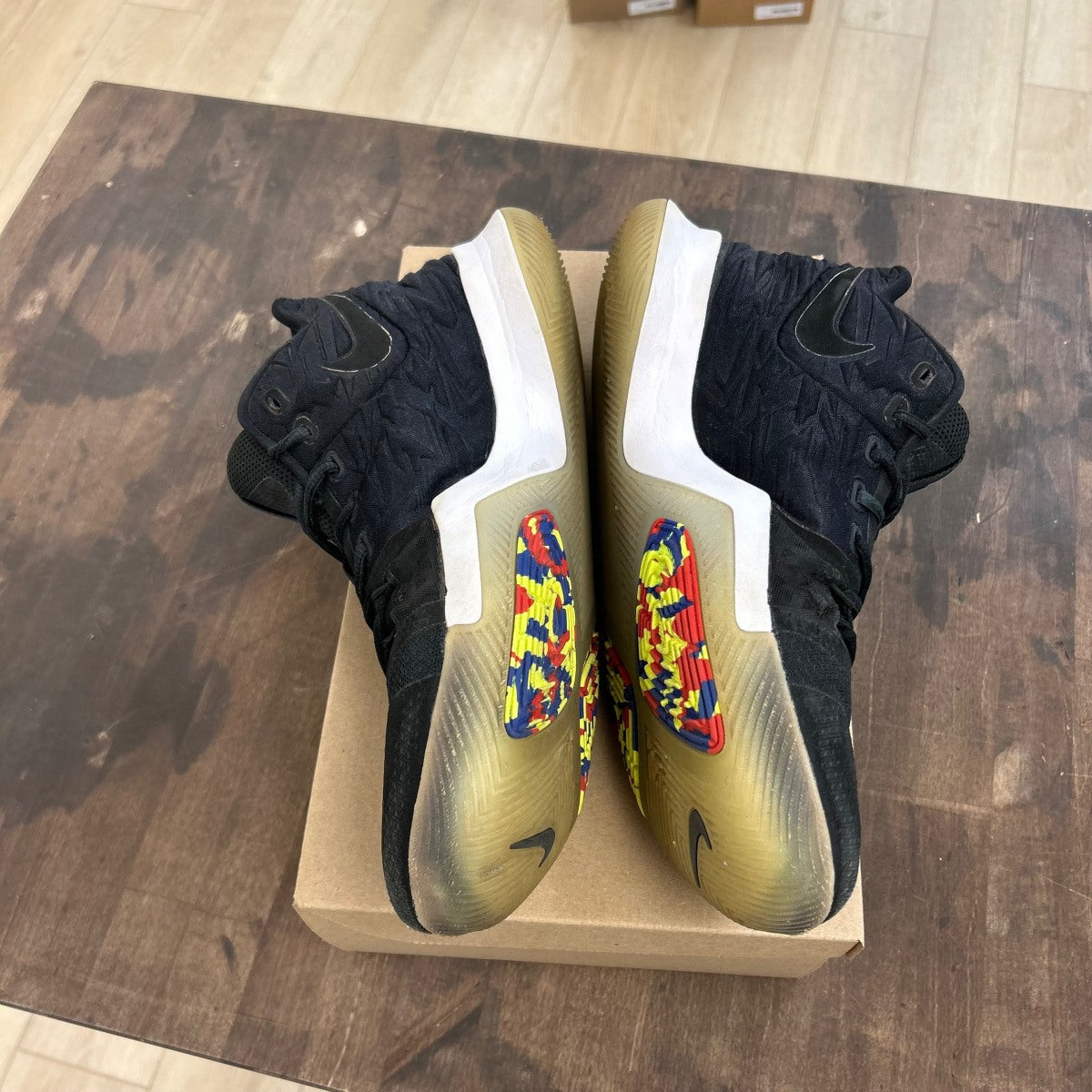 Nike Kyrie 3 Black Multi-Color Size 13 (Pre-Owned) - Image 3